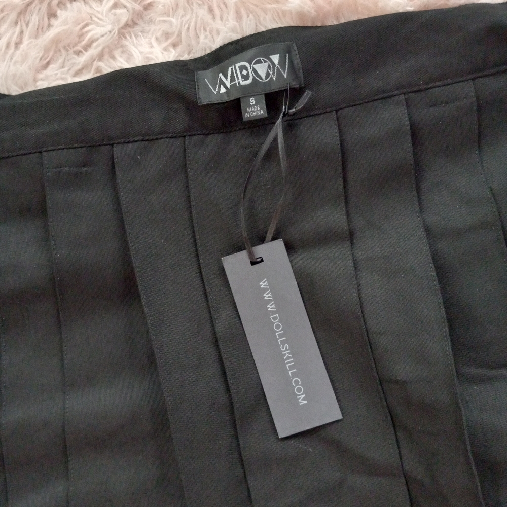 SOLD! Unisex Gothic kilt! Wrap style w Snaps and metal clasps w 2 saddle bags! - Picture 3 of 15
